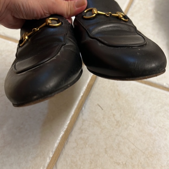 Authentic Gucci women’s Princeton leather slipper - Picture 2 of 5